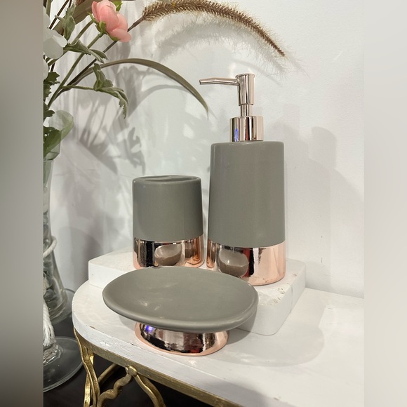 Bathroom Accessories Set 3 Pieces Rose Gold and Gray - Picture 1 of 8